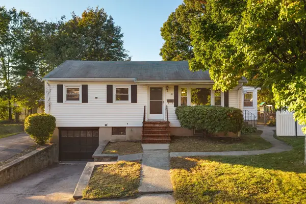 81 Berlin St, Dedham, MA 02026