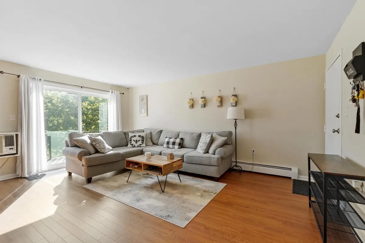 23 Edgelawn Ave #5, North Andover, MA 01845 - #1