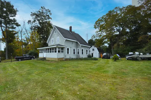 723 Plymouth St, East Bridgewater, MA 02333