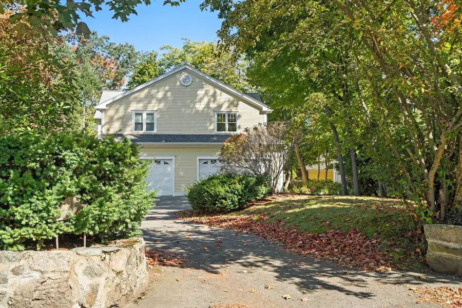 23-25 Woodbine St #23, Newton, MA 02466 - #2