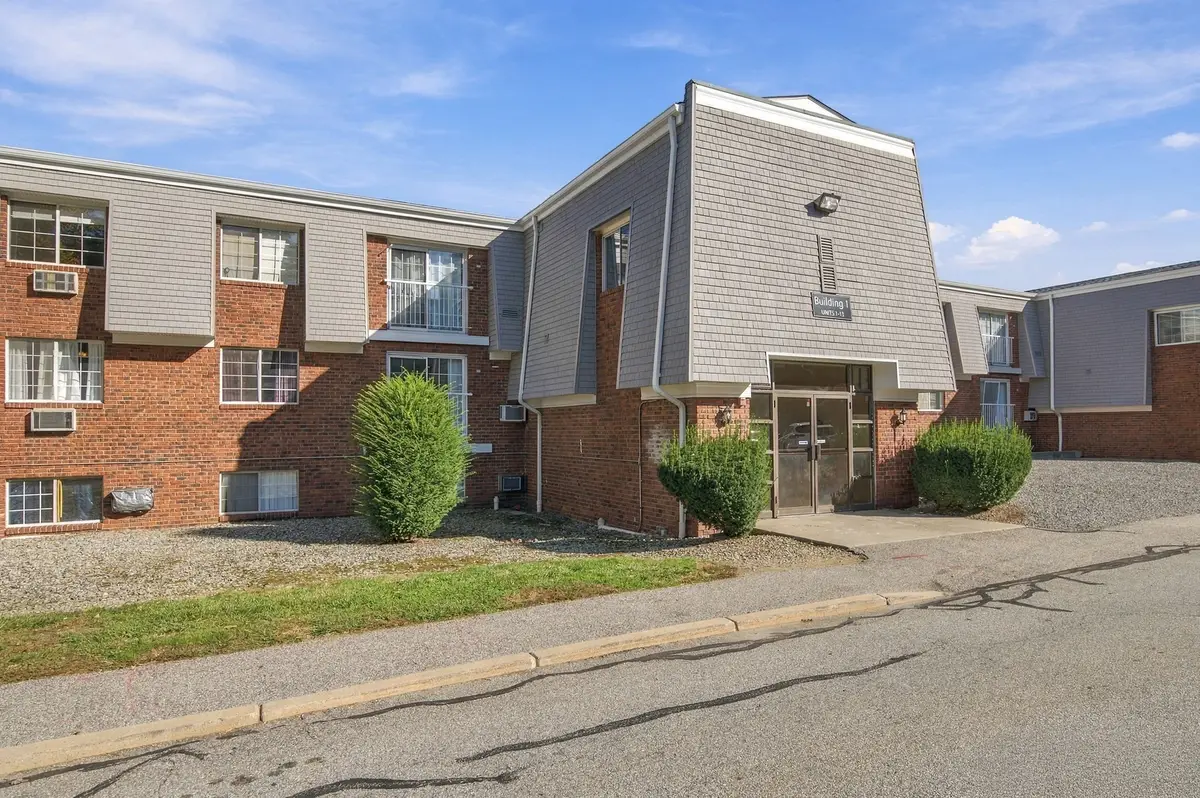 300 Smithfield Rd #1-5, North Providence, RI 02904 - #1