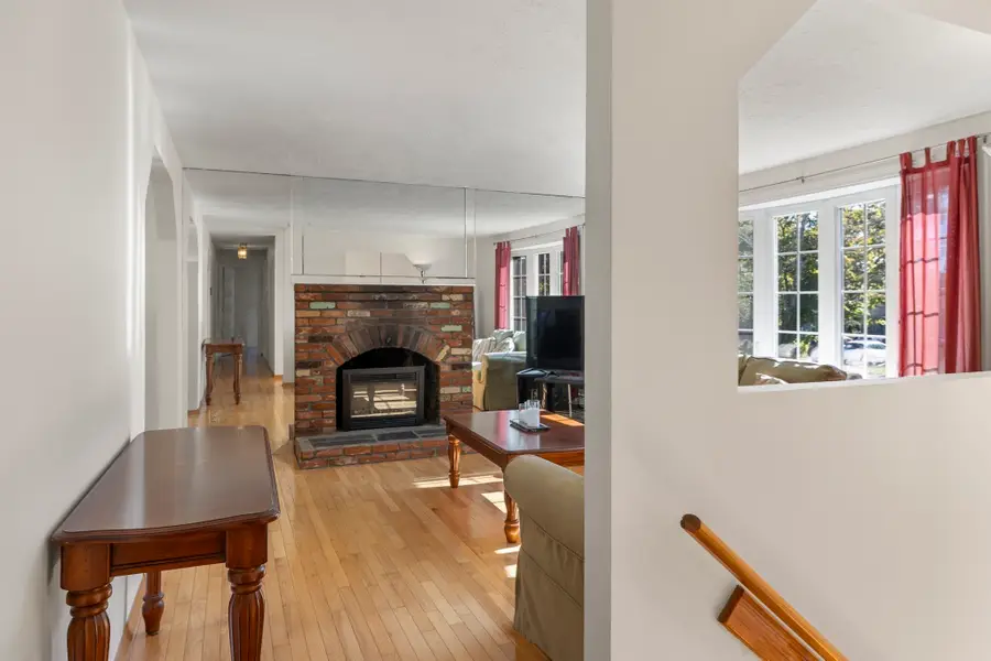 59 Spruce St, Bridgewater, MA 02324 - #2