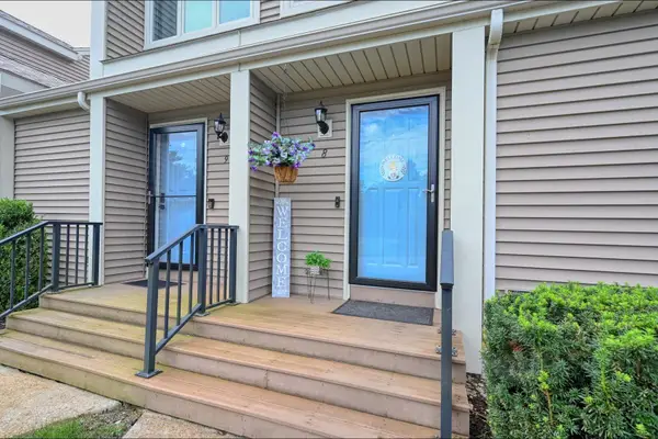 340 Centre #8, Rockland, MA 02370