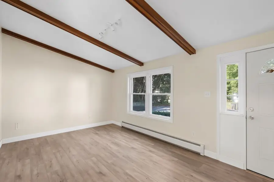 150 Everett Ave, Athol, MA 01331 - #3