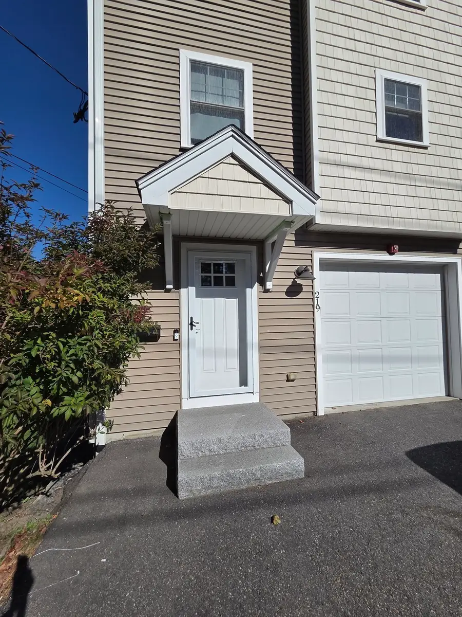 219 Main Street #1, Maynard, MA 01754 - #3