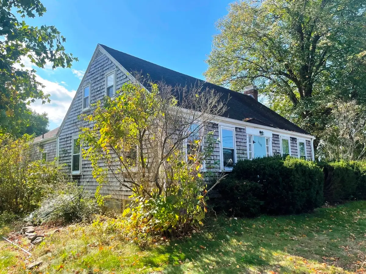 1118 Pleasant St, Bridgewater, MA 02324 - #1