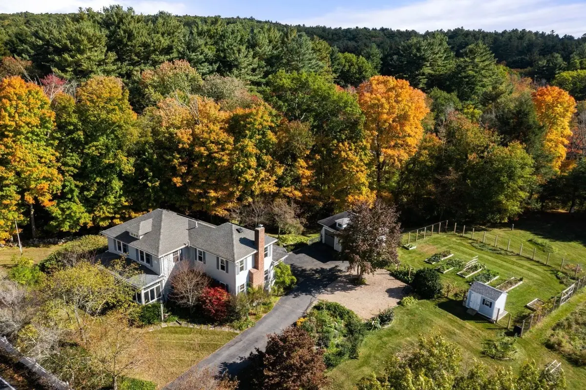 58 Hartford St, Dover, MA 02030 - #1