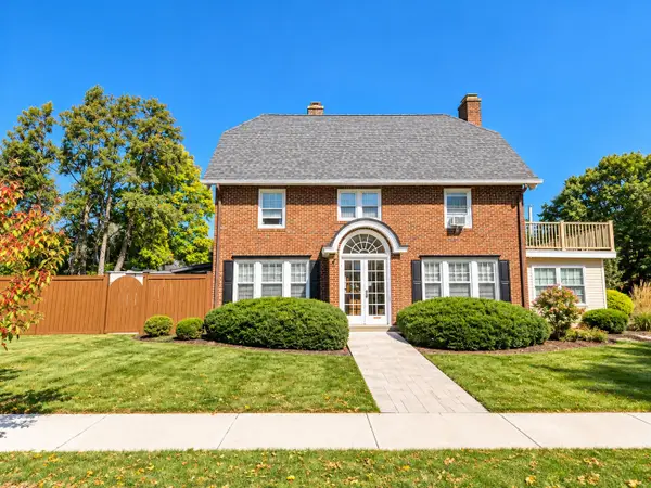 170 Shefford St, Springfield, MA 01107