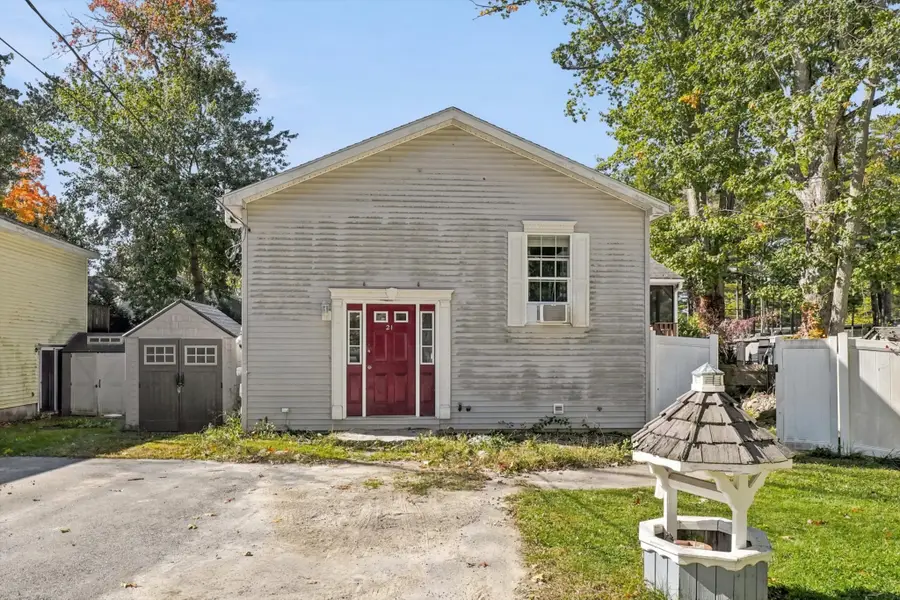 21 Browns Brook Rd, Webster, MA 01570 - #2