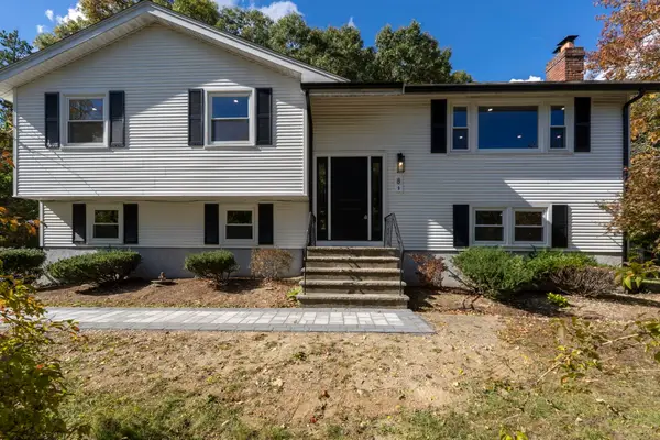8 Carriage Drive, Acton, MA 01720