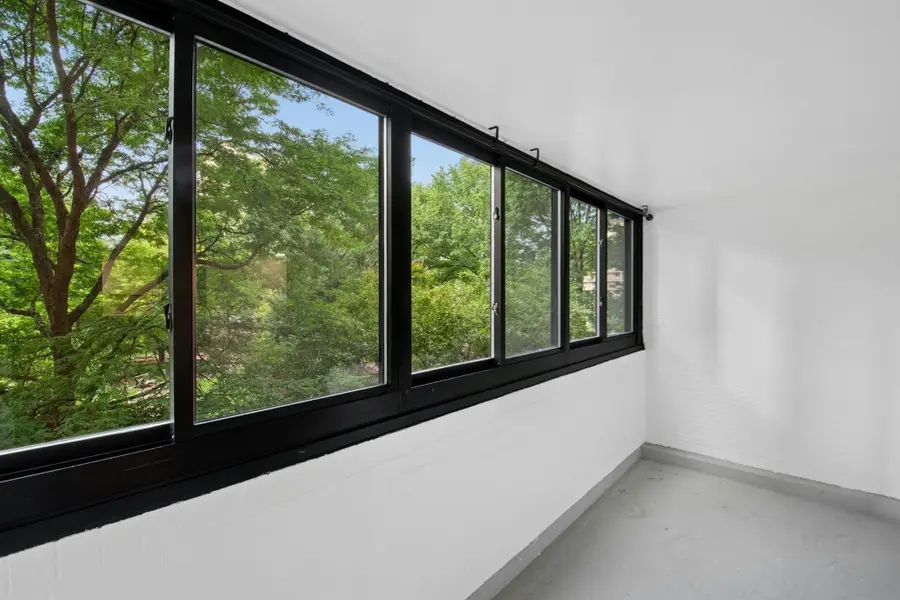 9 Hawthorne Pl #2C, Boston, MA 02114 - #3