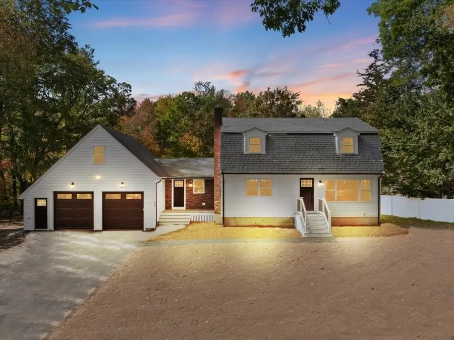 258 Poquanticut Ave, North Easton, MA 02356 - #2