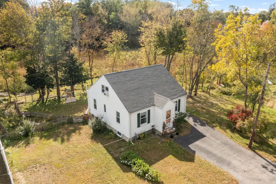 11 Barker St, Danvers, MA 01923 - #2