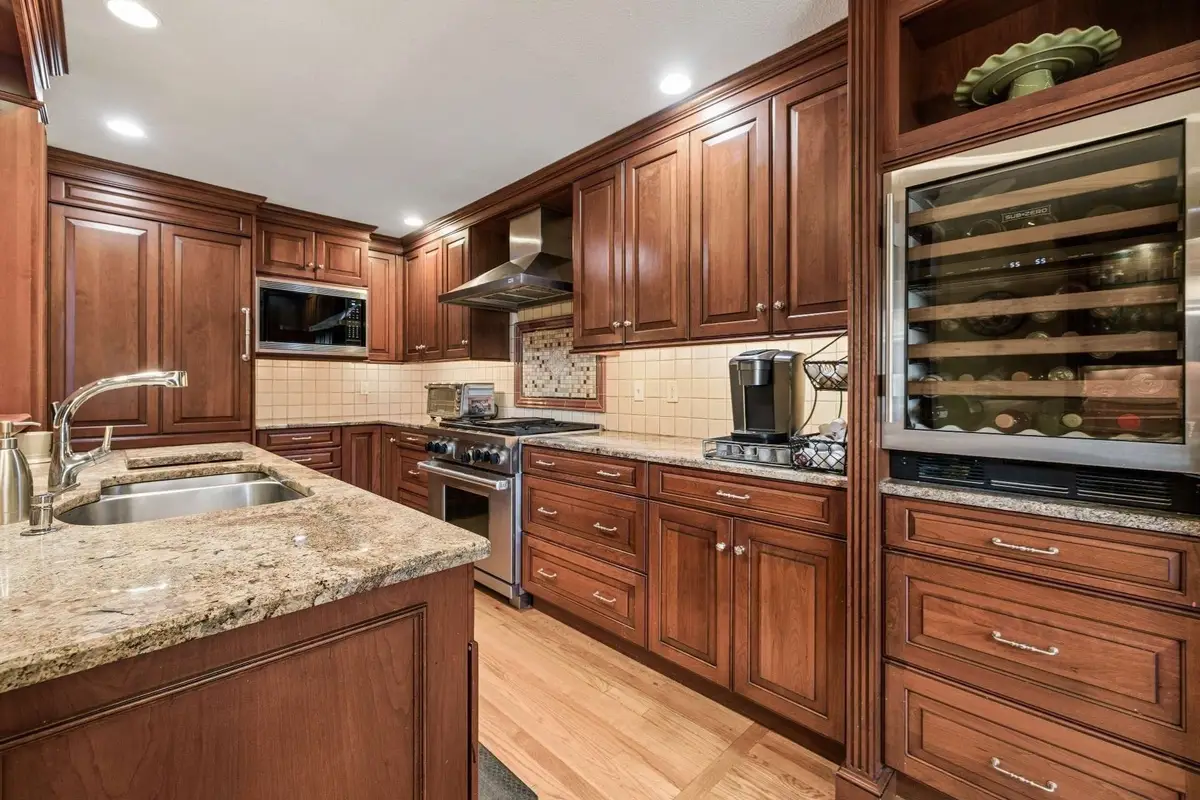16 Hickory Hill #16, West Springfield, MA 01089 - #1