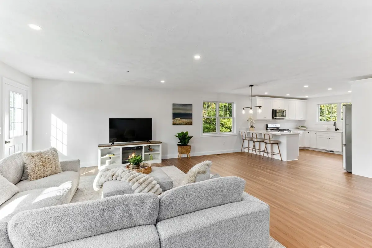 44 Dean St. #204, Taunton, MA 02780 - #1