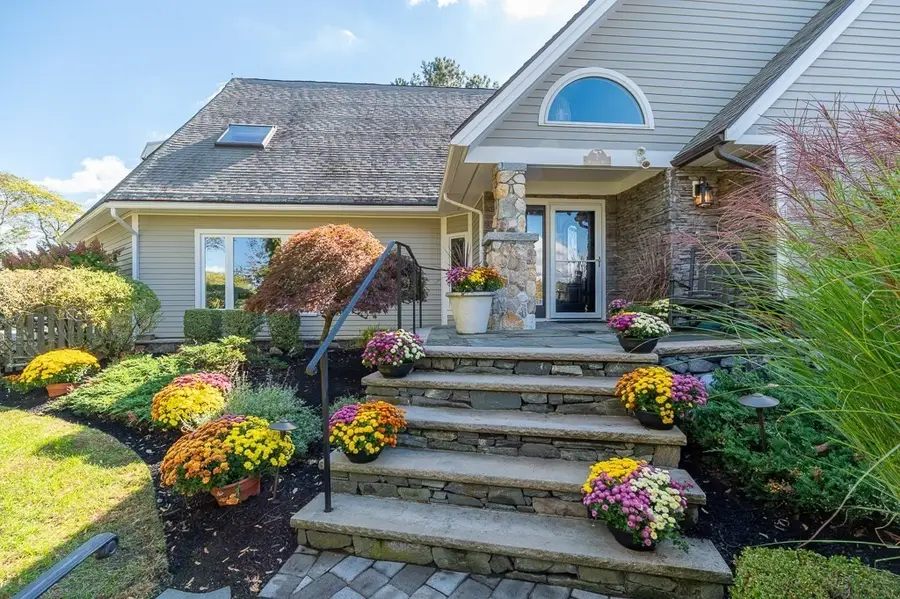 2 Mallard Way, Gloucester, MA 01930 - #3