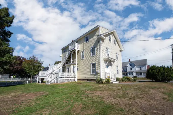 27 Holten St, Danvers, MA 01923