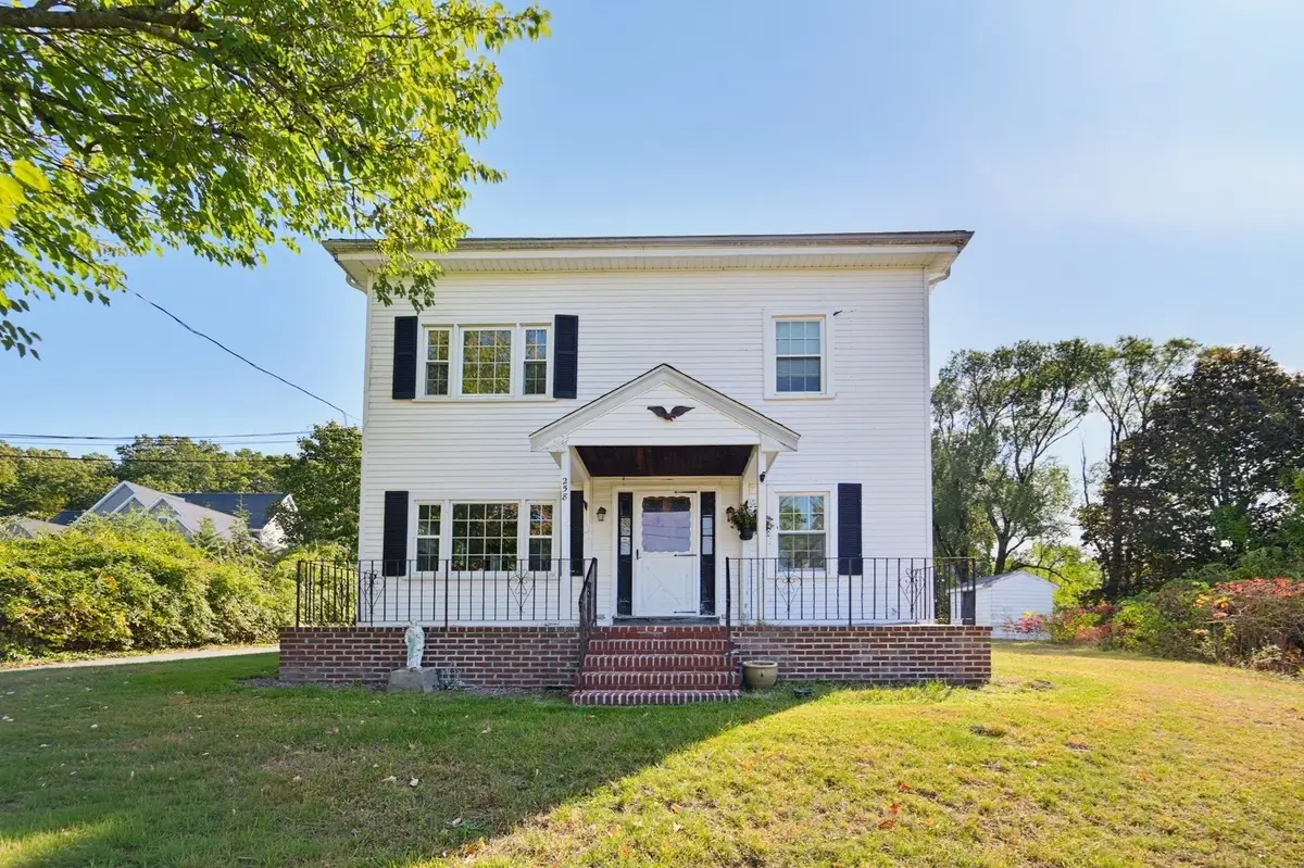 258 Washington St., Franklin, MA 02038 - #1