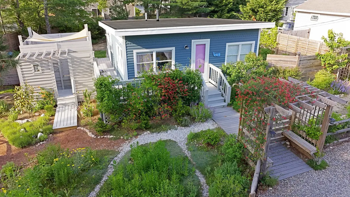 10 Atwater Dr, East Falmouth, MA 02536 - #1