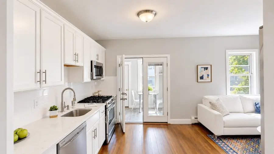 836 Canterbury St, Boston, MA 02131 - #3
