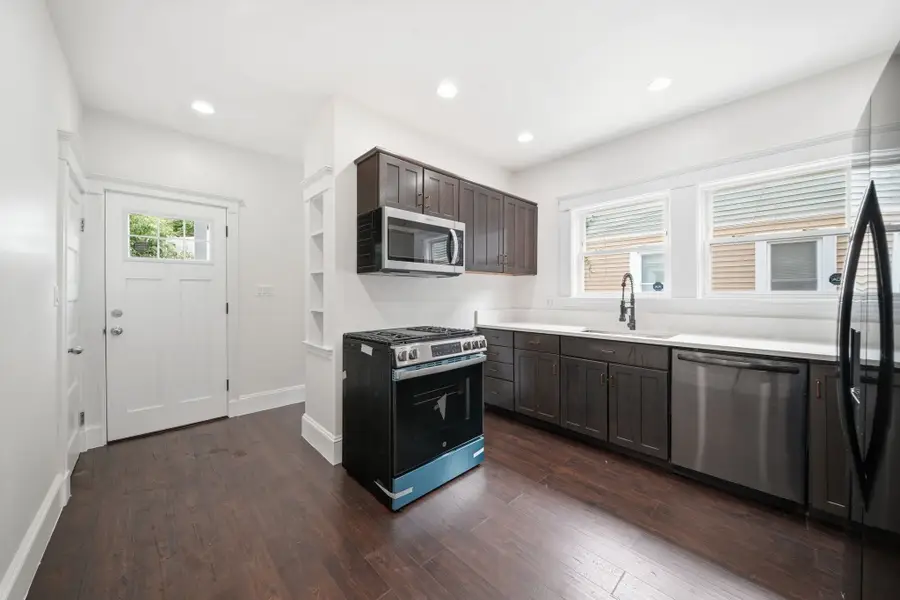 303 Alewife Brook Pkwy, Somerville, MA 02144 - #3