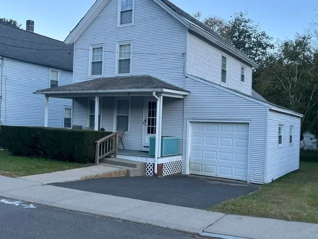 27 Maple Ave, Chester, MA 01011 - #3