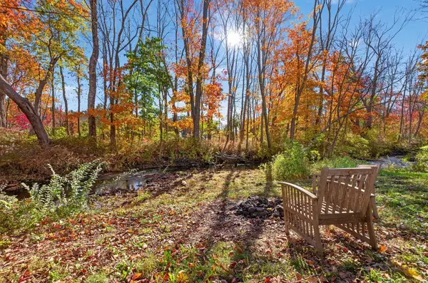 6 Glen Ave, Upton, MA 01568