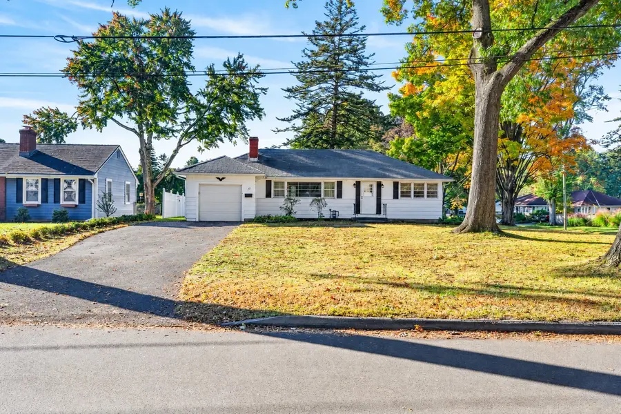 172 Harwich Rd, West Springfield, MA 01089 - #2