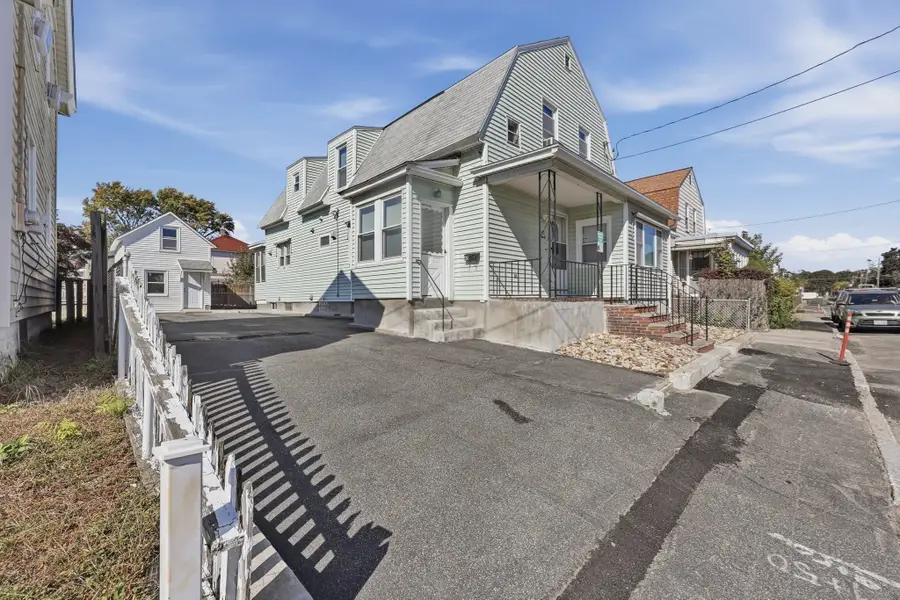 40 Bunker Hill Ave, Lowell, MA 01850 - #2