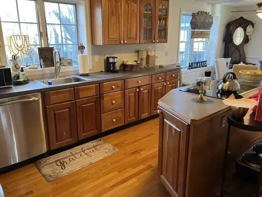 30 Katherine Lee Bates Rd, Falmouth, MA 02540 - #2