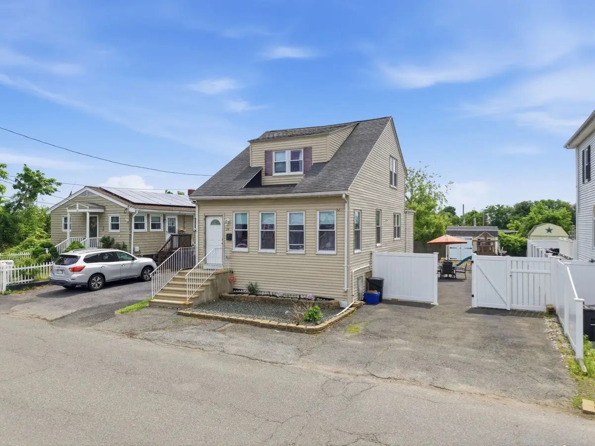 28 Houston Ave, Saugus, MA 01906 - #1