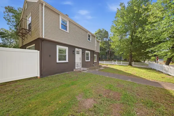 856 Newport Ave, Attleboro, MA 02703