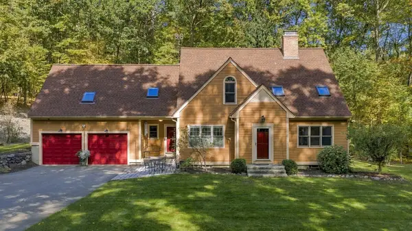 40 Harbor St, Pepperell, MA 01463