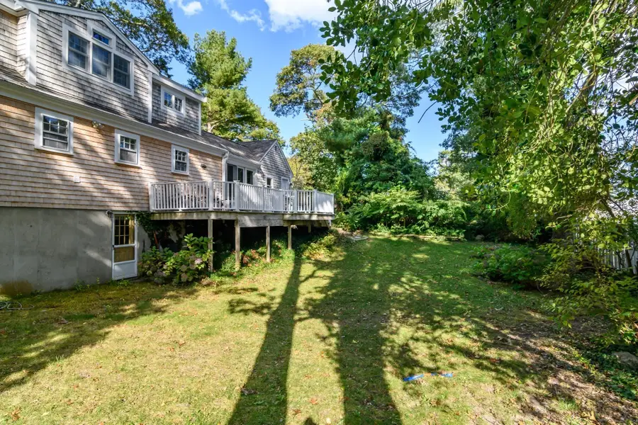 11 Burtonwood Ave, Bourne, MA 02532 - #3
