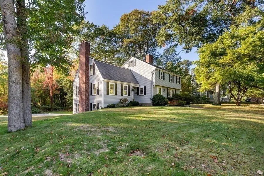24 Fletcher Rd, Lynnfield, MA 01940 - #3