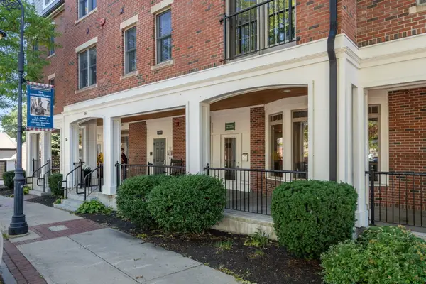 36 Central Ave #16, Milton, MA 02186