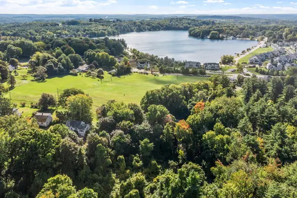 15 &30 Carr Ave, Lunenburg, MA 01462