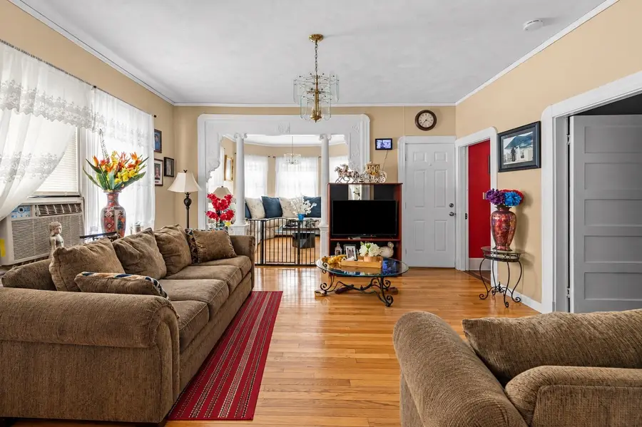 18 Mcgurk St, New Bedford, MA 02744 - #3