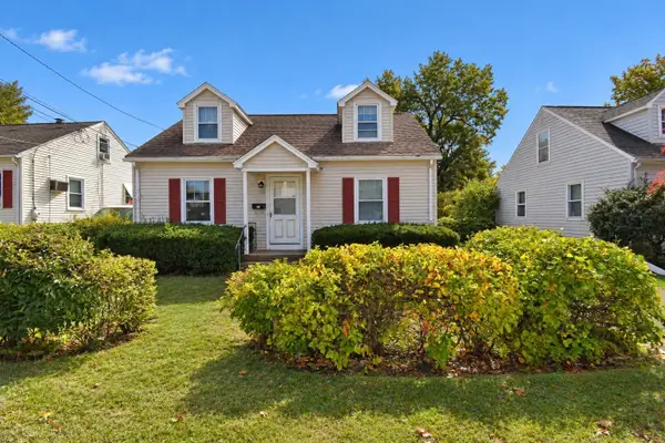 95 Kingsley St, Springfield, MA 01104