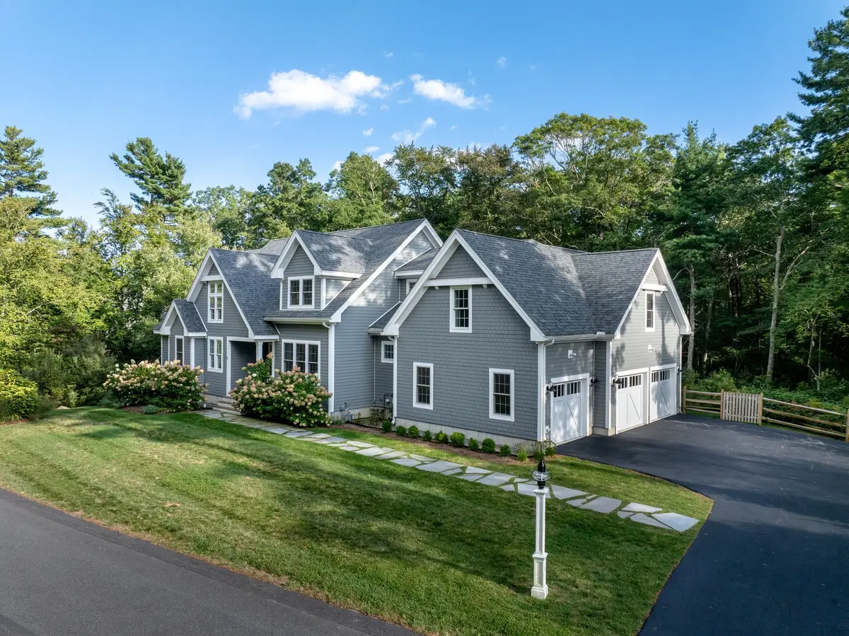 12 Split Rock Ln, Mattapoisett, MA 02739 - #1