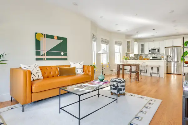 102 Conwell Ave #2, Somerville, MA 02144