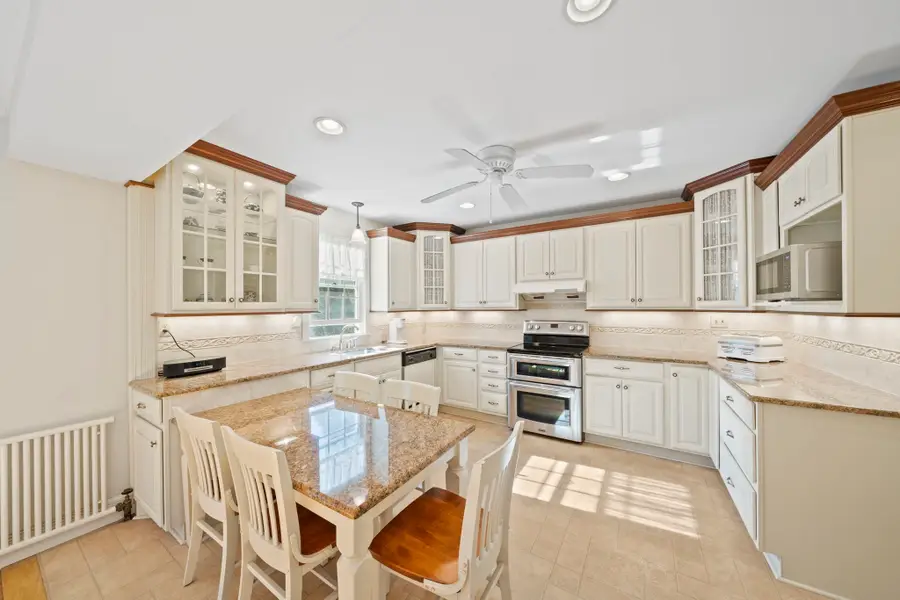 208 Wilson Ave, Quincy, MA 02170 - #3