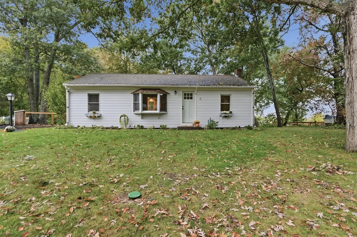 7 Earl Rd, Plymouth, MA 02360 - #1