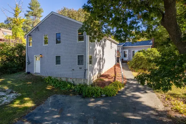 11 Youngs Rd, Gloucester, MA 01930