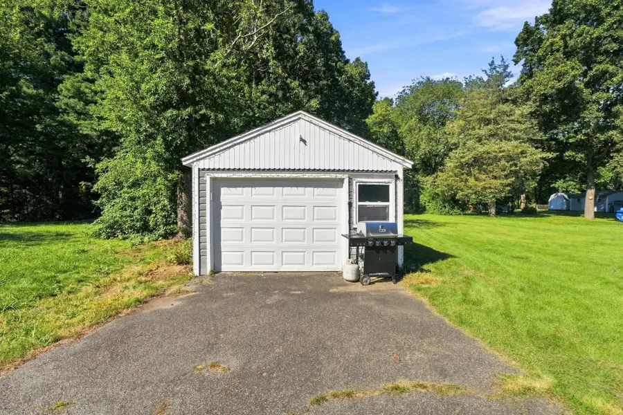 42 7 Mile River Dr, Attleboro, MA 02703 - #3