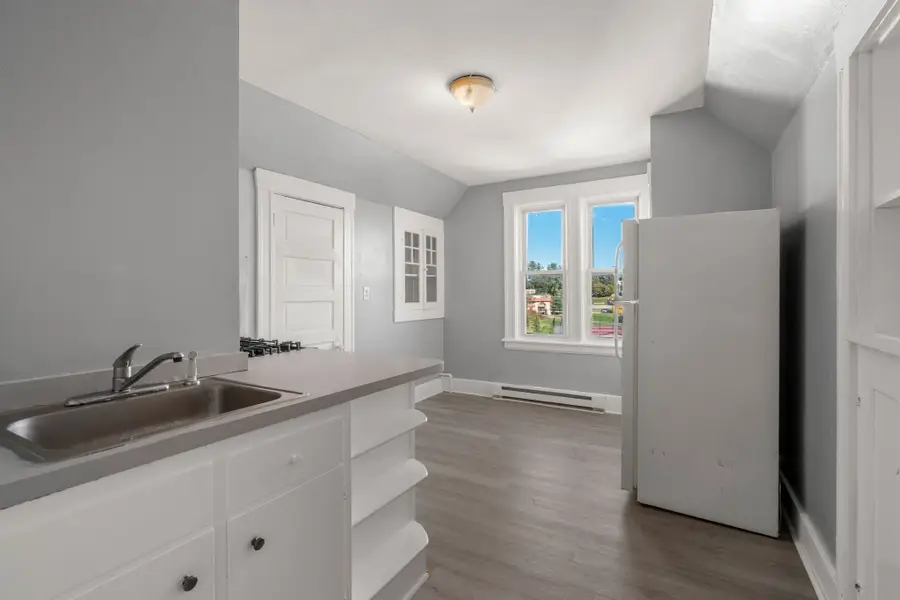 107 Vernon St, Worcester, MA 01610 - #2