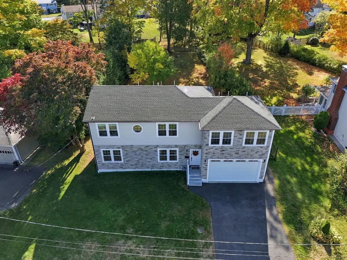 18 Elmcrest Road, North Andover, MA 01845 - #1