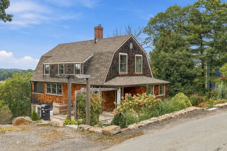 24 Uncas Rd, Gloucester, MA 01930 - #2