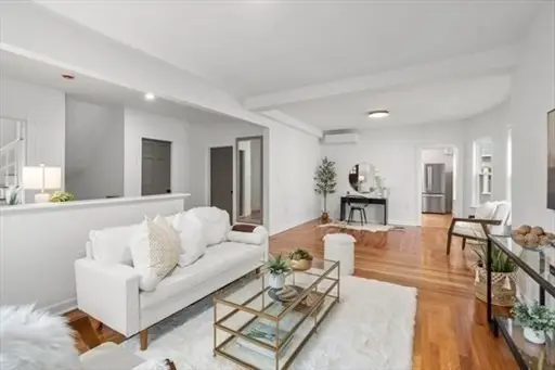 22 Charnwood Rd #B, Somerville, MA 02144 - #1