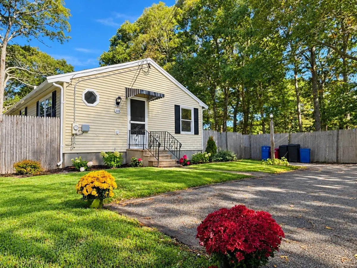 315 Winslow Gray Rd, Yarmouth, MA 02673 - #1